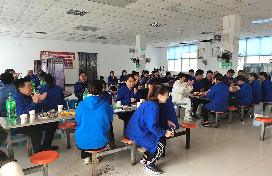 盼盼木業集團旗下鋁合金門窗品牌